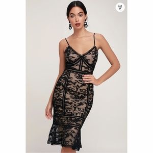 Lulu's Alluring Love Black and Beige Lace Trumpet Hem Midi Dress
